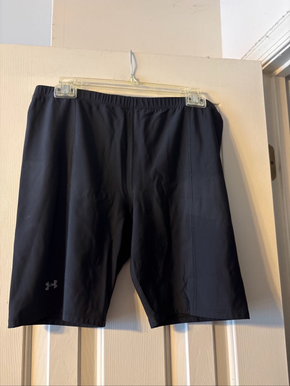 Under Armour Black Workout Shorts Size XL